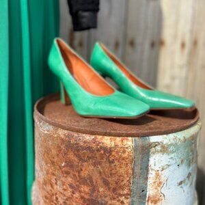 Lintervalle Green leather Womens Heels